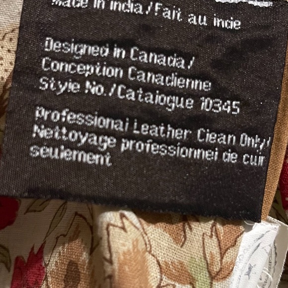 Woman's Tan Coloured Danier Leather Jacket size Small - Picture 6 of 7